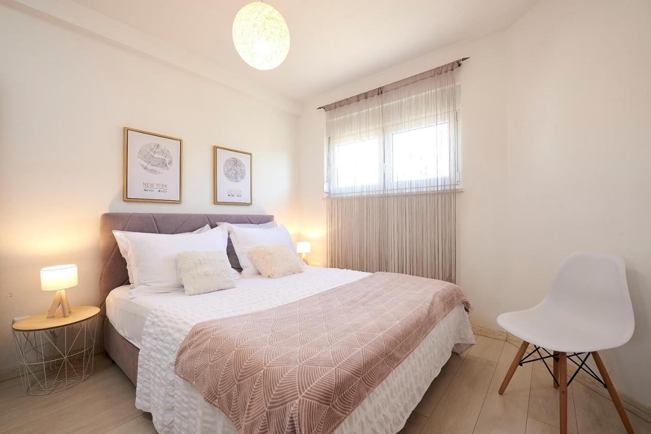 Apartmani Sara I Klara Trogir Buitenkant foto