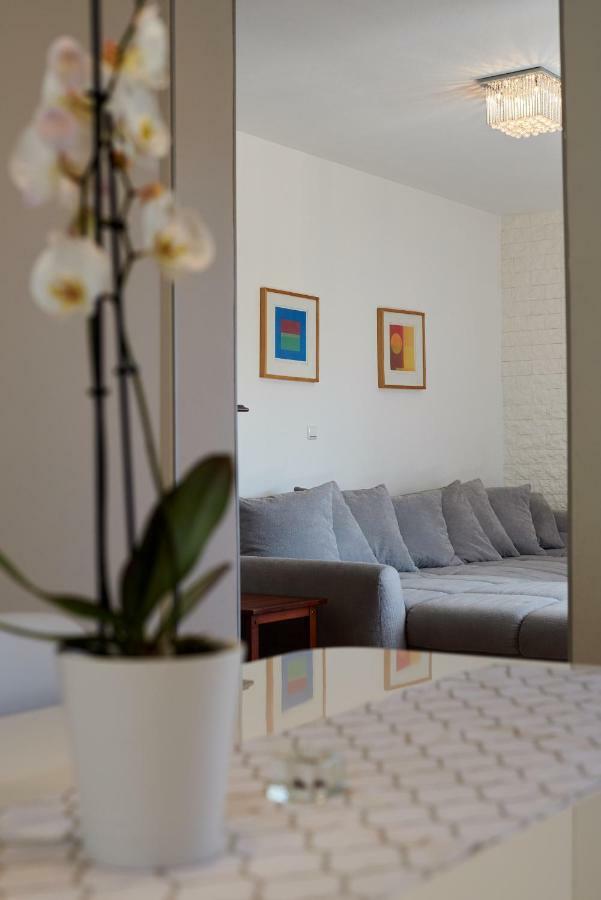 Apartmani Sara I Klara Trogir Buitenkant foto